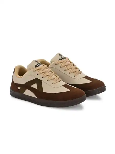 Beige Sneakers — view 3