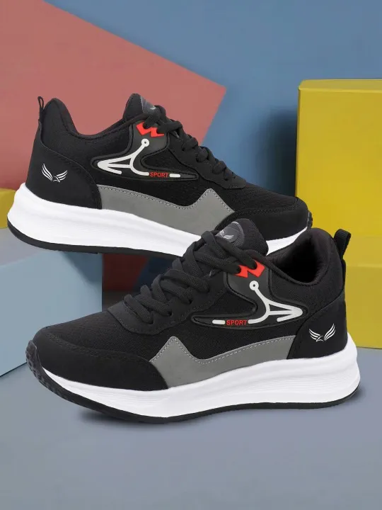 Black Sneakers — view 1