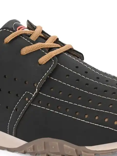 Brown Sneakers — view 3