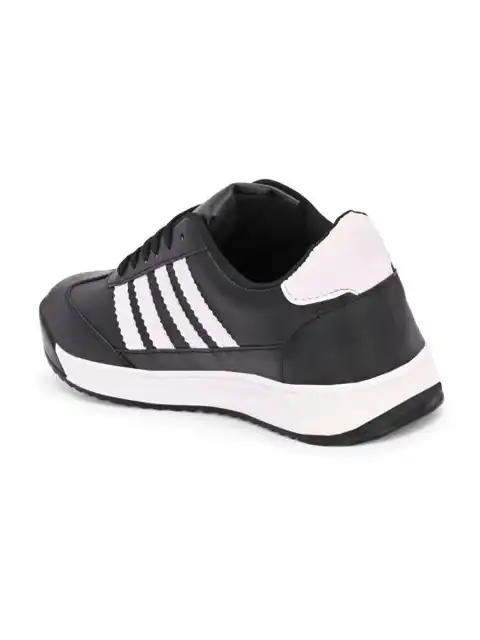 Black Sneakers — view 3