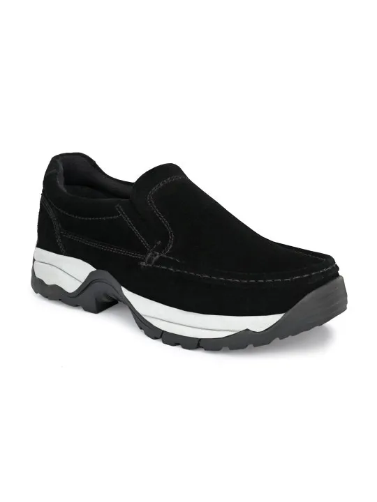 Black Sneakers — view 1
