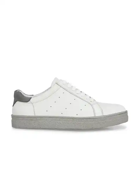 White Sneakers — view 4
