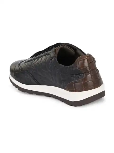 Black Sneakers — view 3