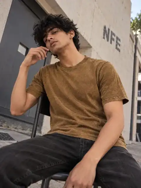 Brown T-Shirt — view 3