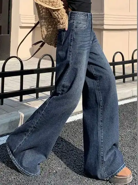 Green Regular Jeans — view 1