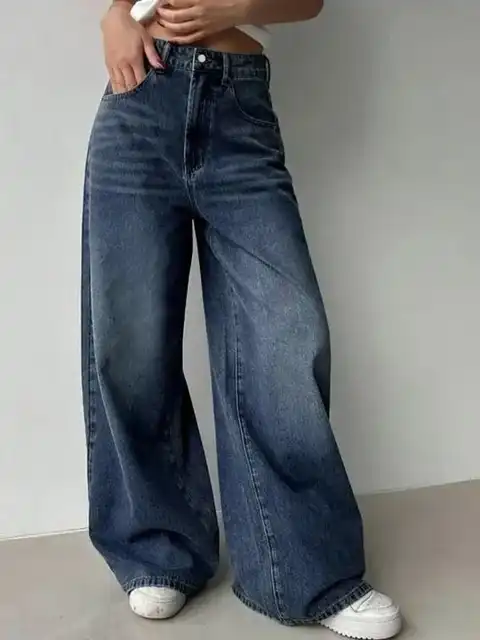 Black Wide Leg Jeans — view 4